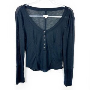 PILCRO Anthropologie Andie Ribbed Tissue Henley Top in black size MP